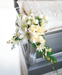 Elegant Remembrance Casket Adornment